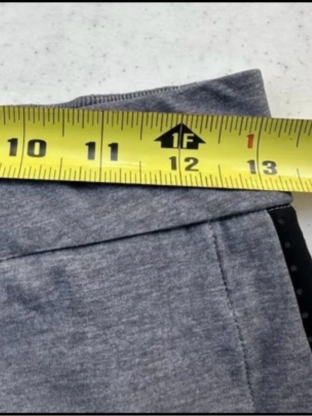 lululemon &go On the Go Shorts Gray Black Size 6 Running Athletic Athleisure